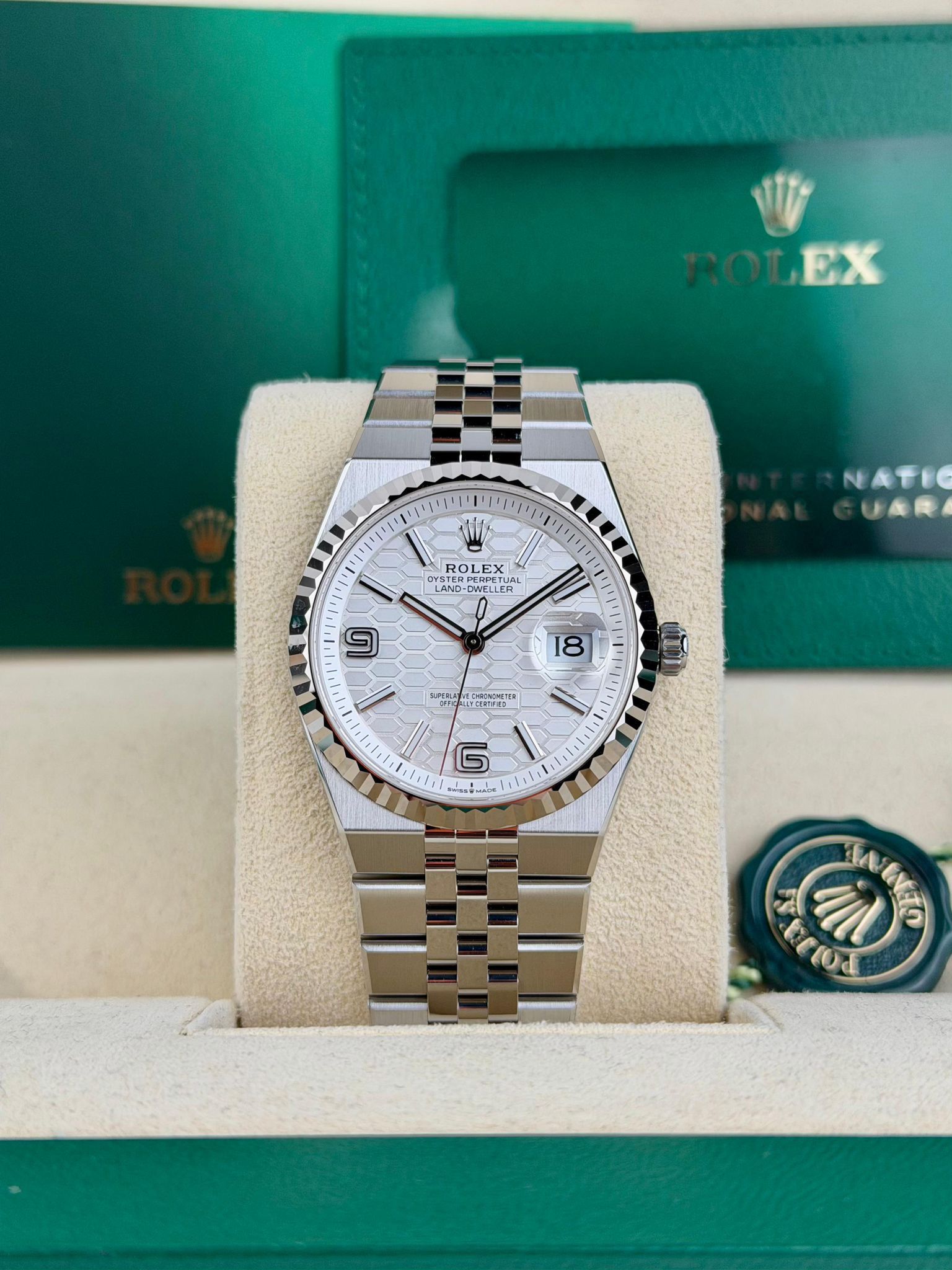 Rolex Land-Dweller