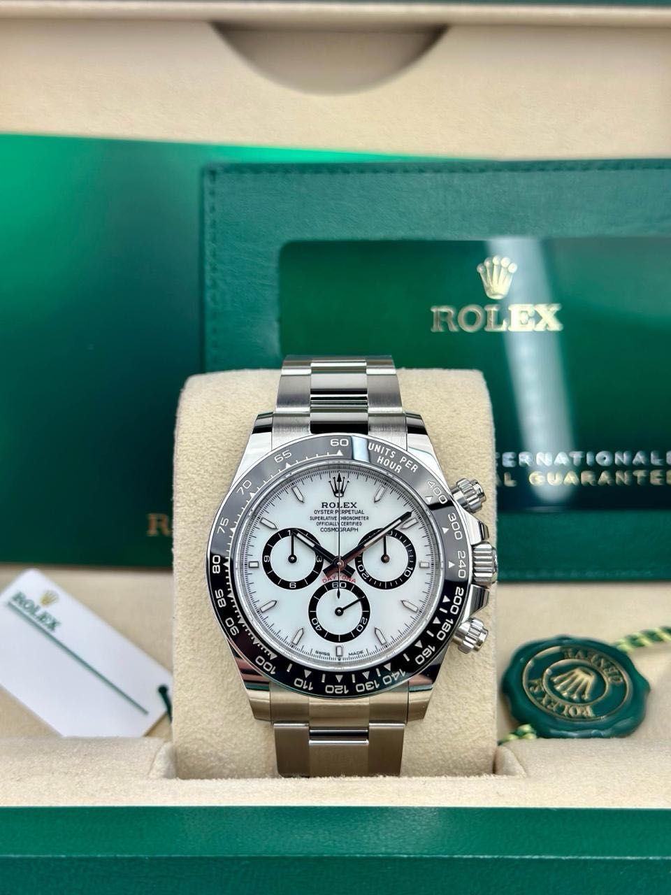 Rolex Daytona 116500LN Panda